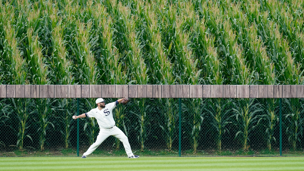 John Deere on X: We partnered with @mlb to bring a real-life Field of  Dreams to Iowa. Tune in tomorrow night! #MLBatFieldofDreams   / X