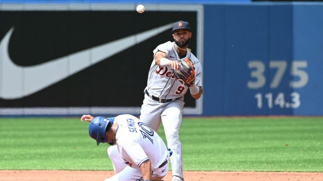 Blue Jays' Stunning Collapse Delivers Generational Trauma to Toronto Sports  Fans