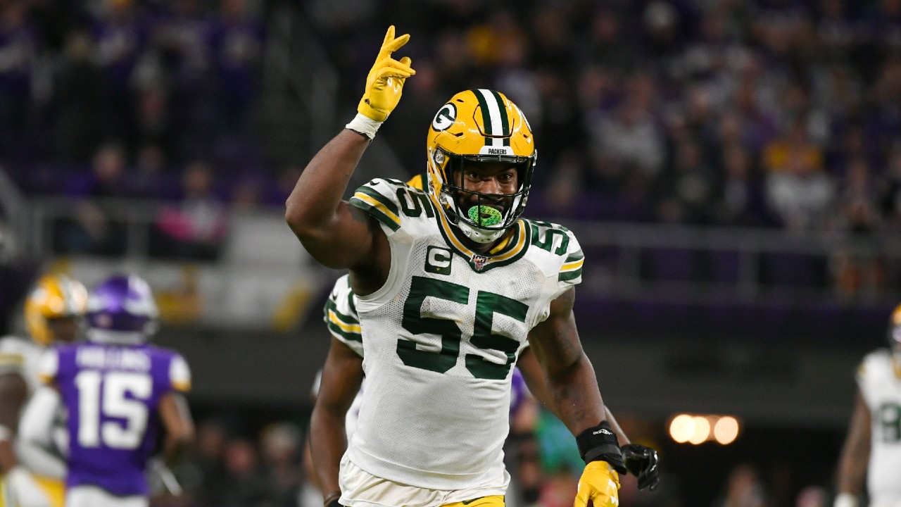 GREEN BAY, WI - JANUARY 22: Green Bay Packers outside linebacker Za'Darius  Smith (55) celebrates his sack during the NFC Divisional playoff game  between the Green Bay Packers and the San Francisco