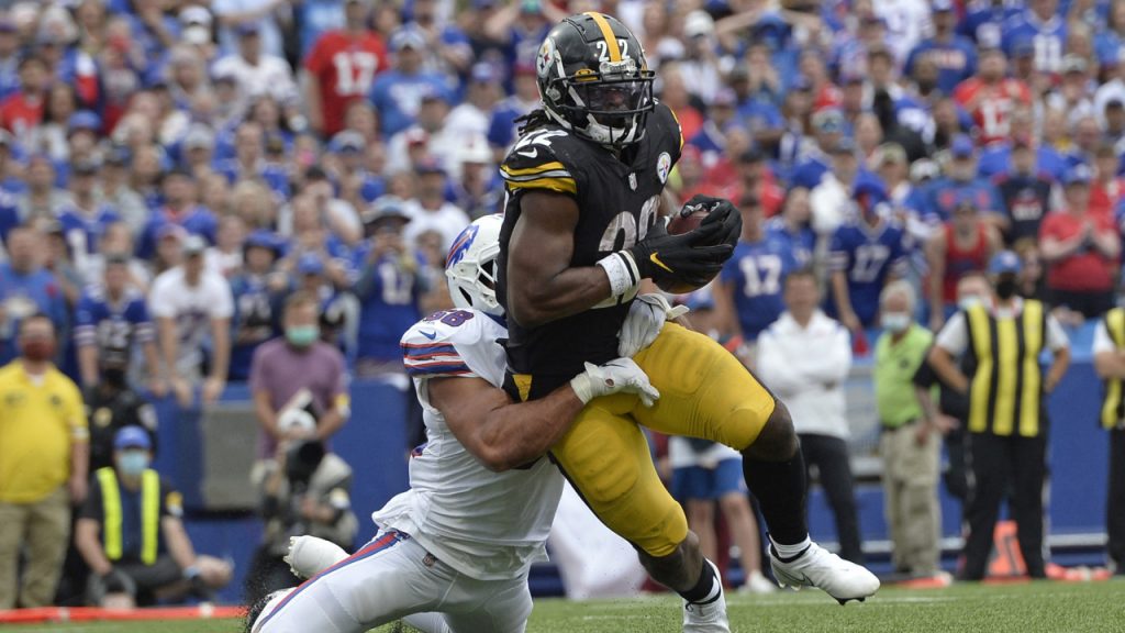 Steelers rally to beat Bills 23-16 to open season