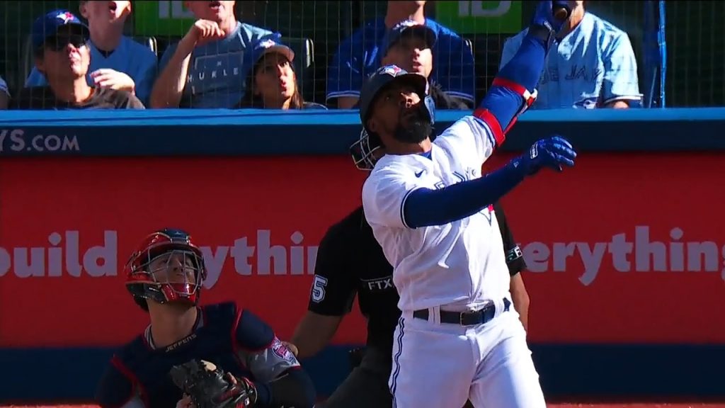 Sign Joey Votto? Blue Jays fans sit in the GM's chair