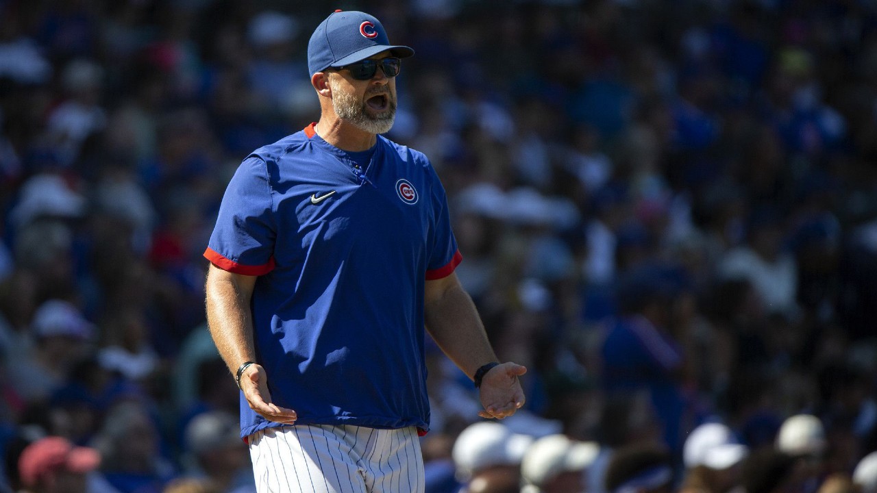 Cubs' David Ross, Jed Hoyer positive for COVID-19