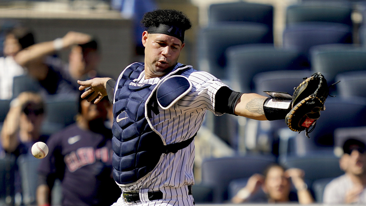 Gary Sanchez error leads to big inning for Cleveland in victory