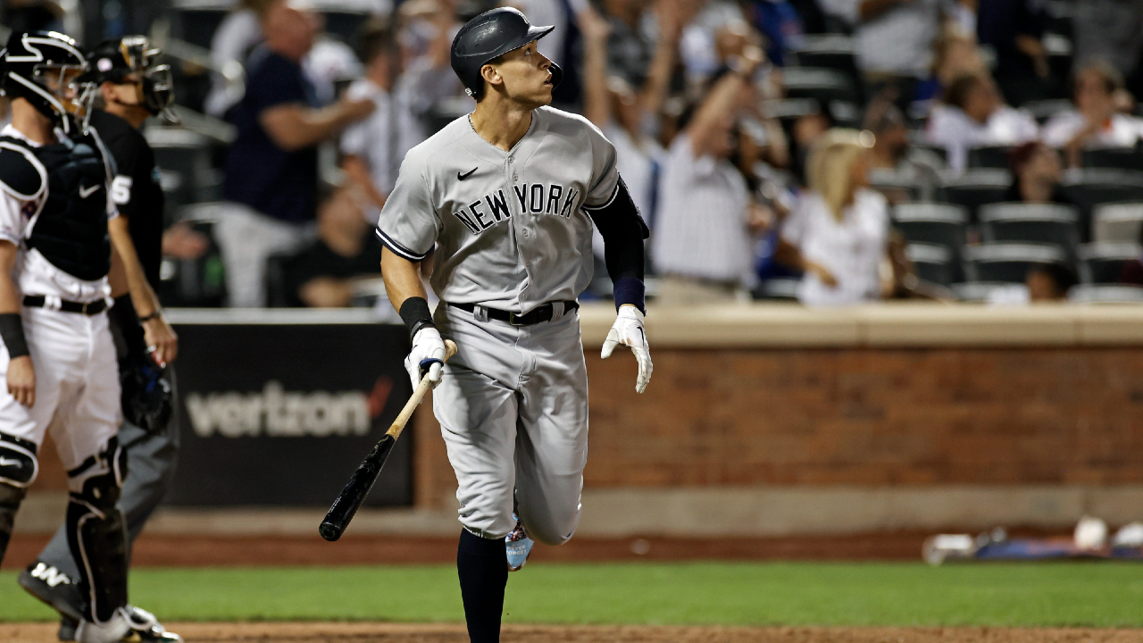 Yankees slugger Aaron Judge leaves in 3rd inning vs. Mets with dizziness