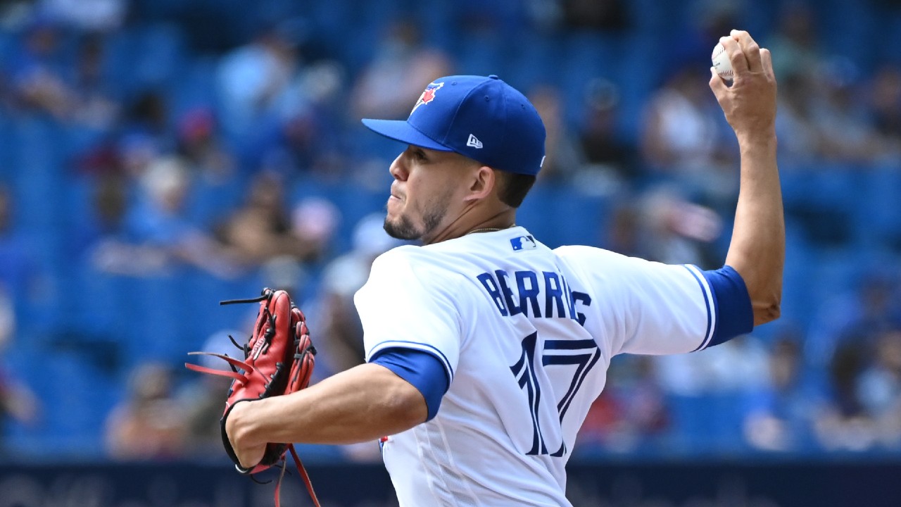 Early run support gives Blue Jays' starter Jose Berrios win over former  club - The Globe and Mail