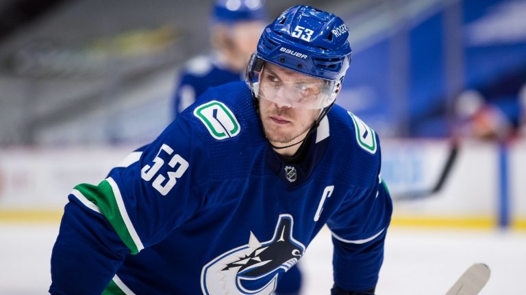 Vancouver Canucks' captain Bo Horvat (Darryl Dyck/CP)