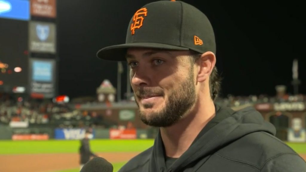 Masterful Webb pitches Giants past Dodgers in playoff opener