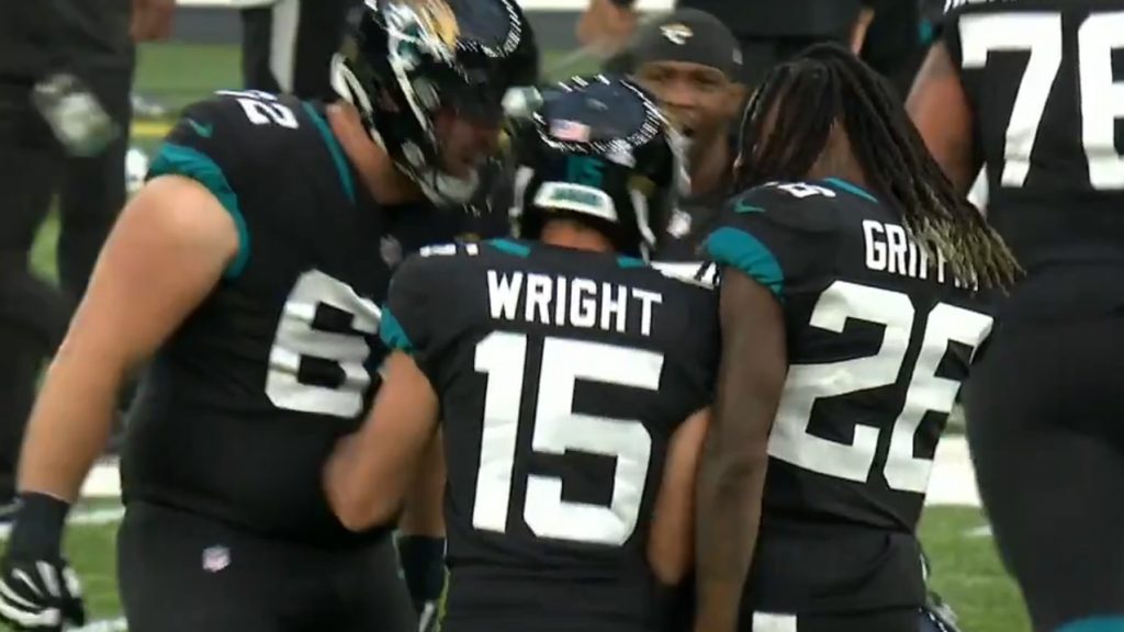 Jaguars FG video: Matthew Wright gets a whole lot of English on game-tying  field goal kick against Dolphins - DraftKings Network