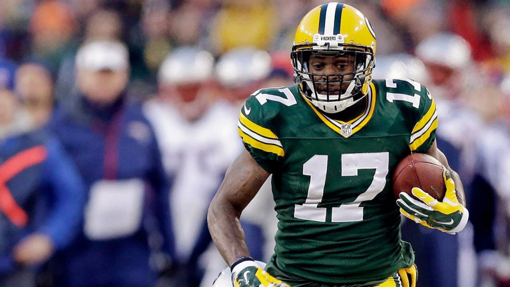 Watch: Davante Adams sets new Raiders single-season record with unreal grab