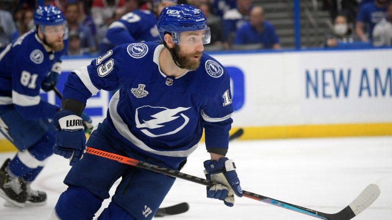 Former Tampa Bay Lightning forward Barclay Goodrow (19). (Phelan M. Ebenhack/AP)