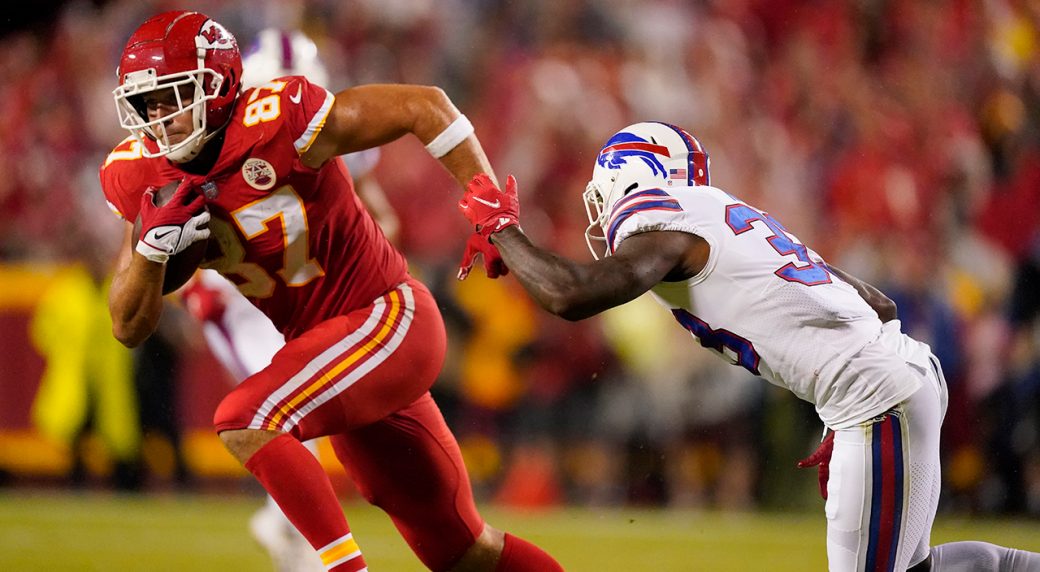 Bills vs. Chiefs delayed by inclement weather at halftime