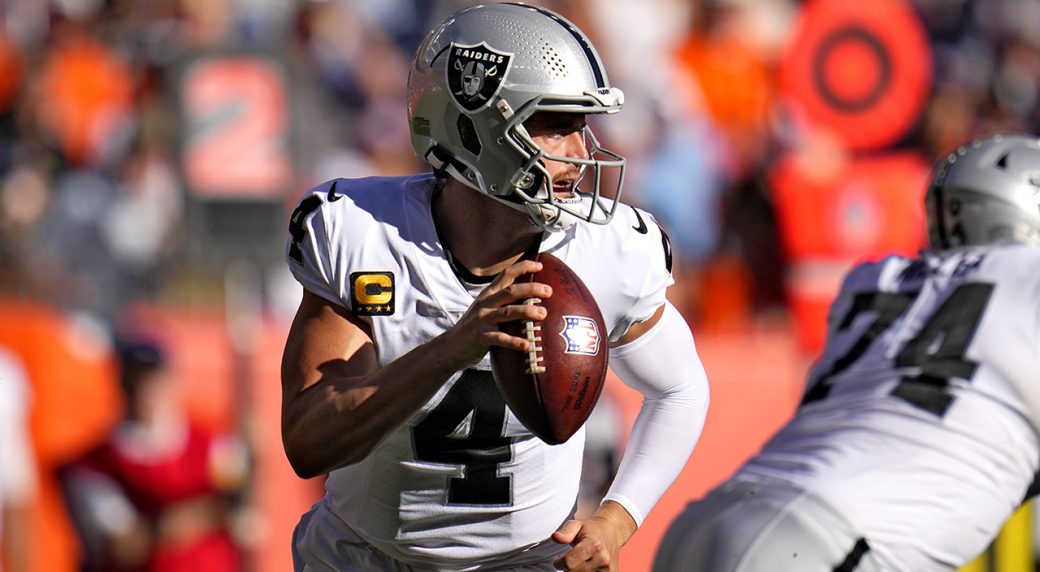 49ers vs. Raiders: Derek Carr benched ahead of Sunday's game, QB