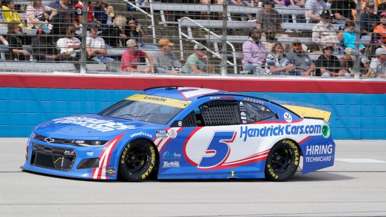 Kyle Larson (5) drives during a NASCAR Cup Series auto race at Texas Motor Speedway Sunday, Oct. 17, 2021, in Fort Worth, Texas. (Larry Papke/AP)