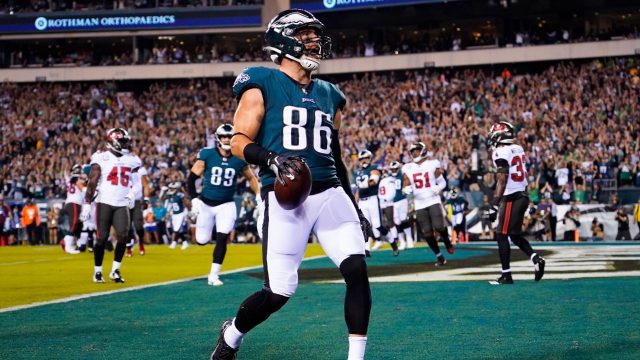 Zach Ertz trade: Eagles send tight end to Cardinals - Bleeding Green Nation