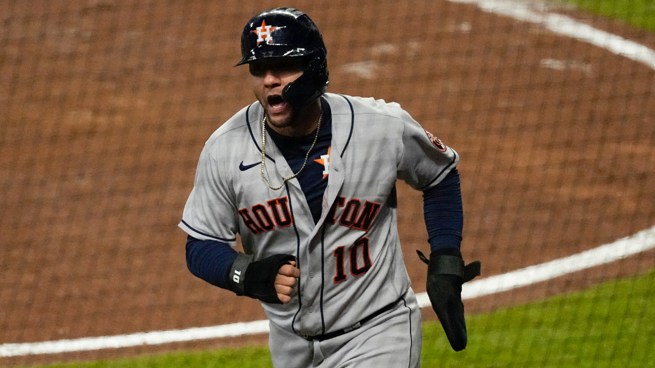 Correa, Astros rally past Braves 9-5, cut WS deficit to 3-2 - The