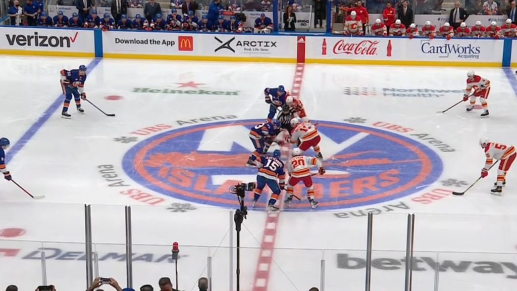 Islanders fans praise UBS Arena and feel a part of the new home