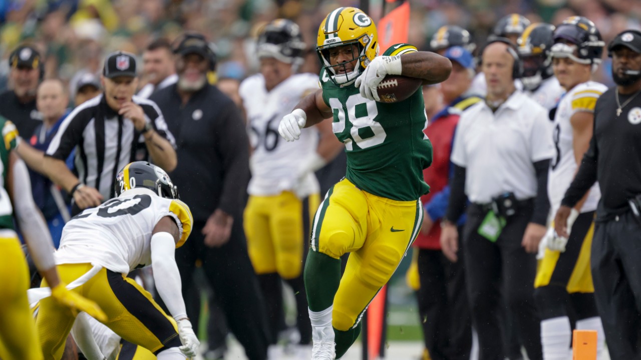 Week 11 NFL fantasy advice: With Jones out, Dillon gets top billing in  Green Bay