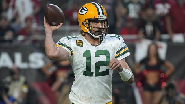 Rodgers using tough-love approach with slumping Packers