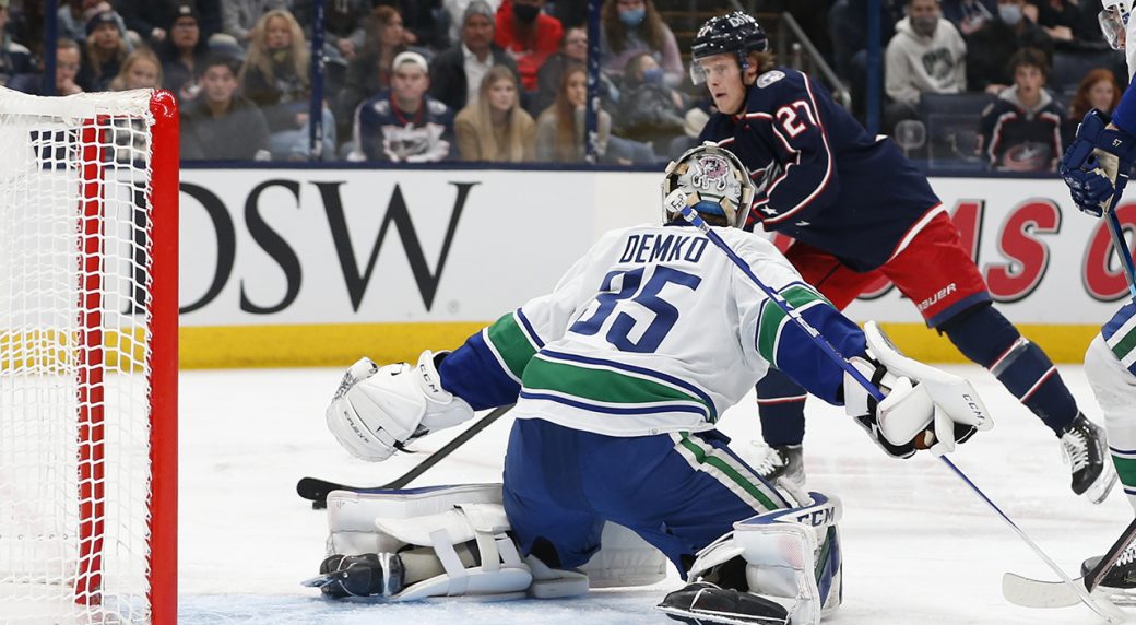 De ellende van Canucks blijft de Blue Jackets verliezen ondanks hun sterke inspanningen