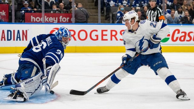 Lightning's Point out indefinitely with upper-body injury