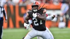 Browns welcome back RB Kareem Hunt on one-year, $4M deal