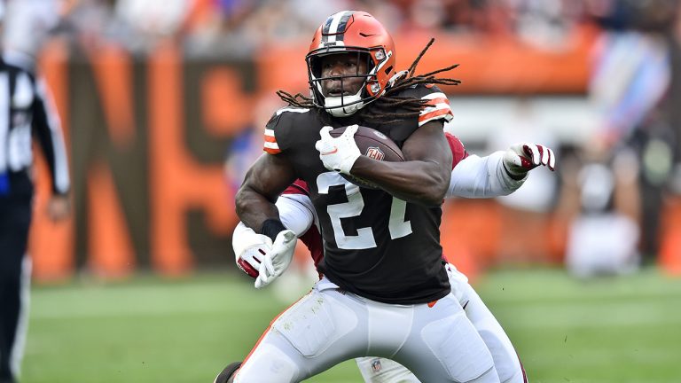 Cleveland Browns running back Kareem Hunt (27) runs during the first half of an NFL football game against the Arizona Cardinals, Sunday, Oct. 17, 2021, in Cleveland. (David Richard/AP)