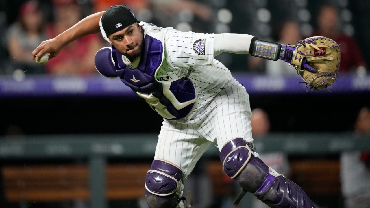 Elias Díaz becomes first catcher selected to MLB All-Star Game for the Colorado  Rockies
