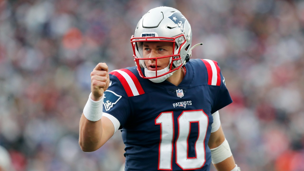 Patriots QB Mac Jones returns to practice after illness