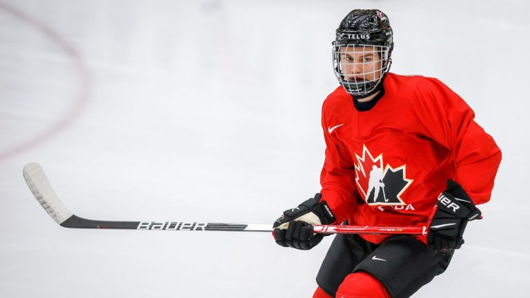 Connor Bedard skates during a practice at the Canadian World Junior Hockey Championships selection camp in Calgary, Thursday, Dec. 9, 2021. (Jeff McIntosh/THE CANADIAN PRESS)
