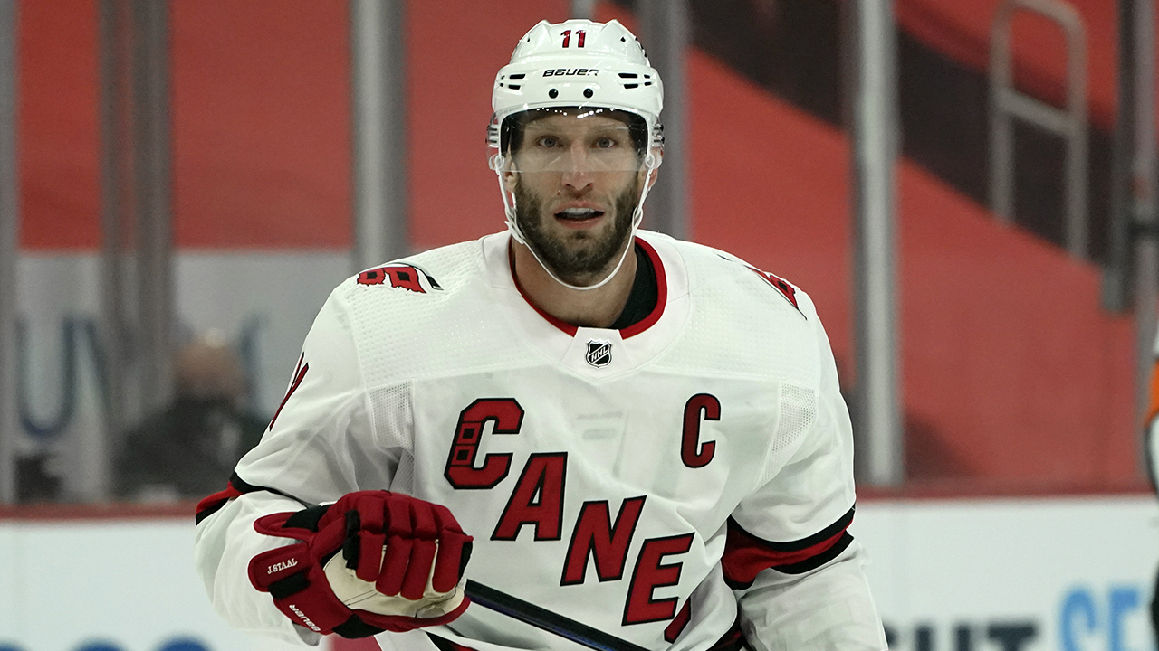 Canes re-sign Jordan Staal to a 4-year contract worth $11.6M