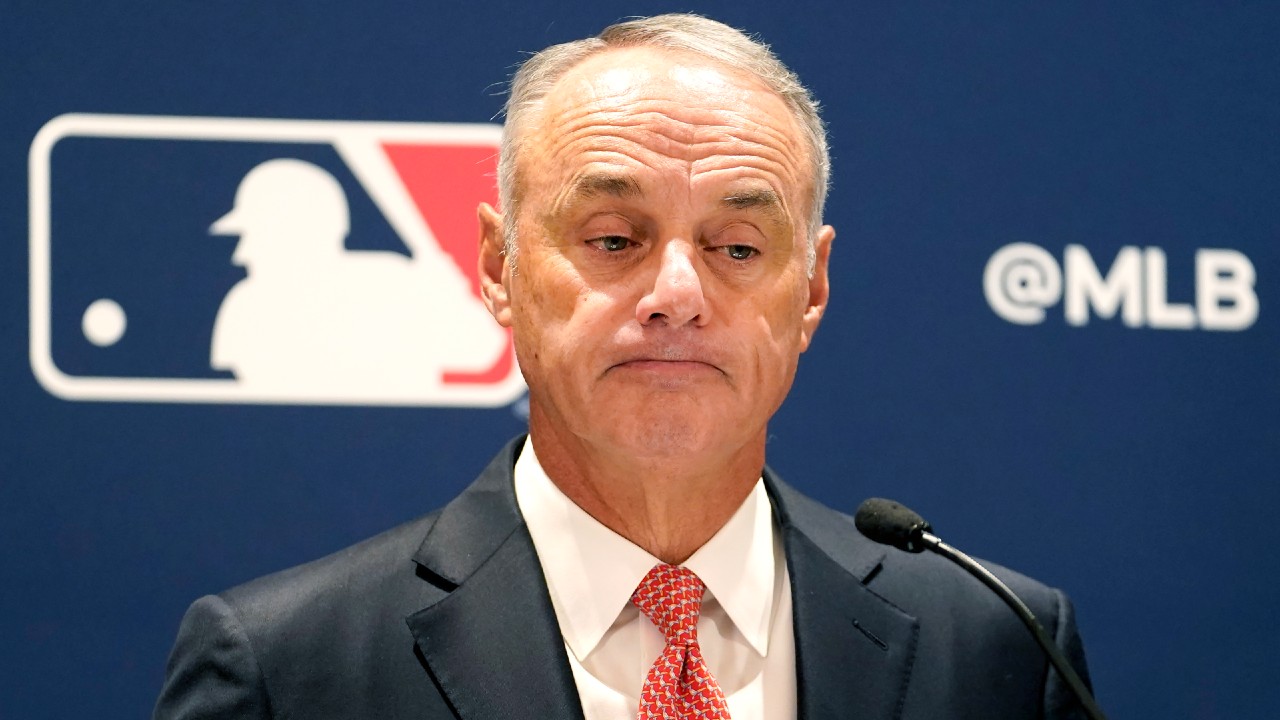 Rob Manfred should take a do-over in his Astros punishment