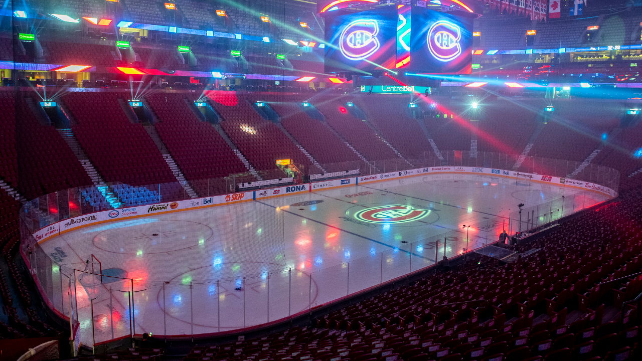 AP PHOTOS: MLB stadiums deserted as virus postpones opening day, National  Sports