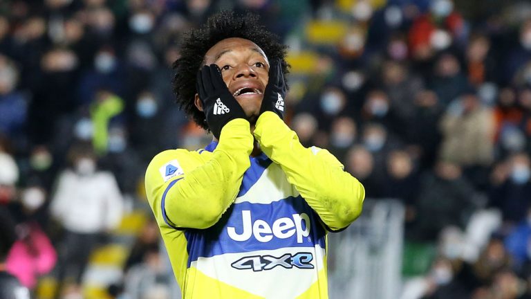 Juventus' Juan Cuadrado reacts during the Serie A soccer match between Venezia and Juventus, at the Penzo stadium in Venice. (Paola Garbuio/AP) 