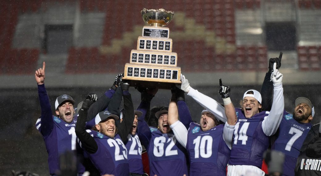 Western Mustangs beat Saskatchewan Huskies to win 2021 Vanier Cup