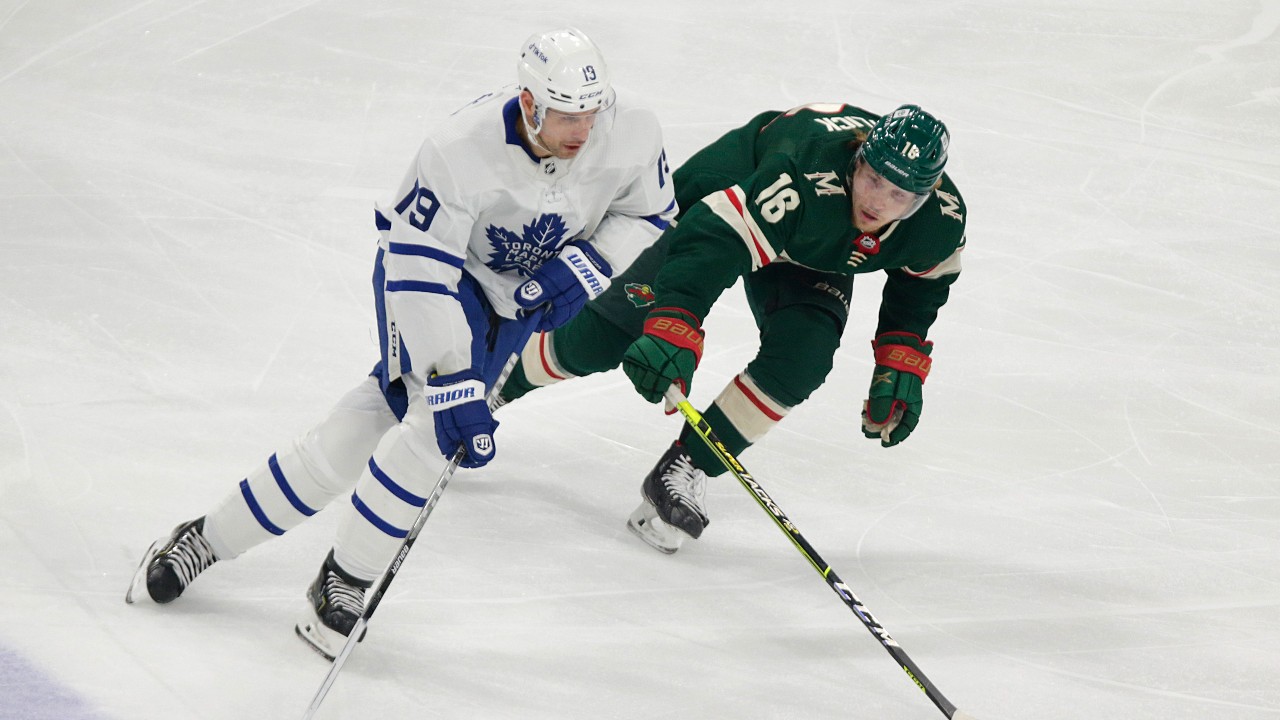 Spezza scores lone goal of shootout to give Maple Leafs a 2-1 victory over  Jets - Red Deer Advocate