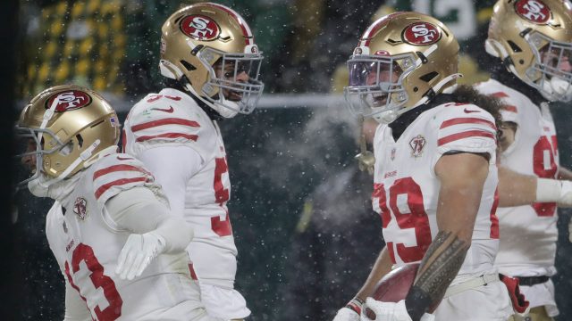 49ers stun top-seeded Packers in final 5 minutes to advance to NFC