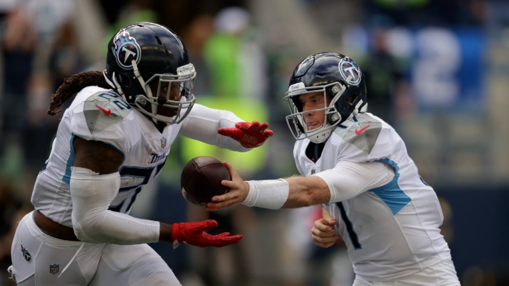 Titans: Derrick Henry channels inner Peyton Manning after throwing TD vs.  Bengals