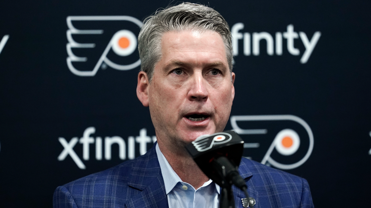 Flyers fire Chuck Fletcher, promote Danny Briere to interim GM