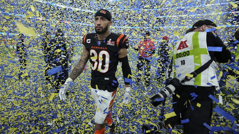 Cincinnati Bengals free safety Jessie Bates III (30) walks off the field after losing to the Los Angeles Rams in the NFL Super Bowl 56 football game Sunday, Feb. 13, 2022, in Inglewood, Calif. (AP Photo/Chris O'Meara)