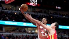 DeMar DeRozan continues streak with 37 points, Bulls beat Hawks