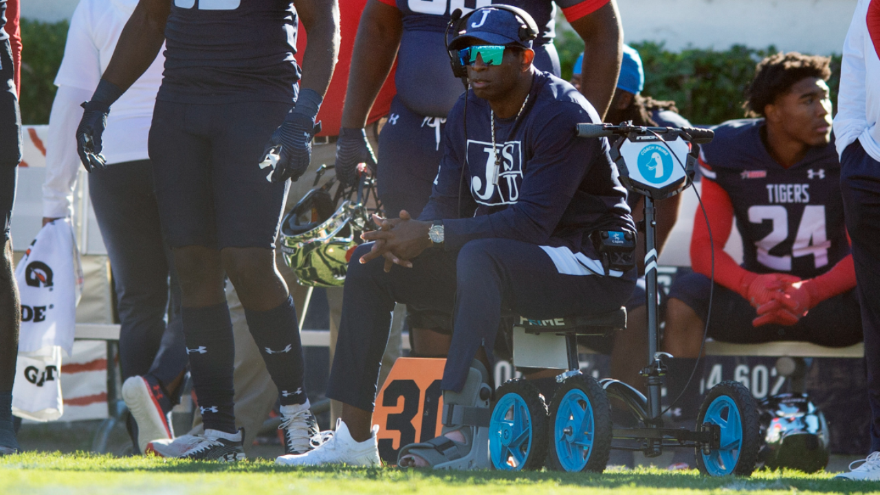 Deion Sanders Has Toes Amputated After Medical Setback – NBC 5