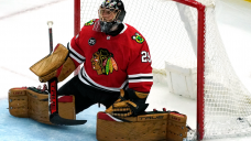 Blackhawks trade Marc-Andre Fleury to Wild for draft pick