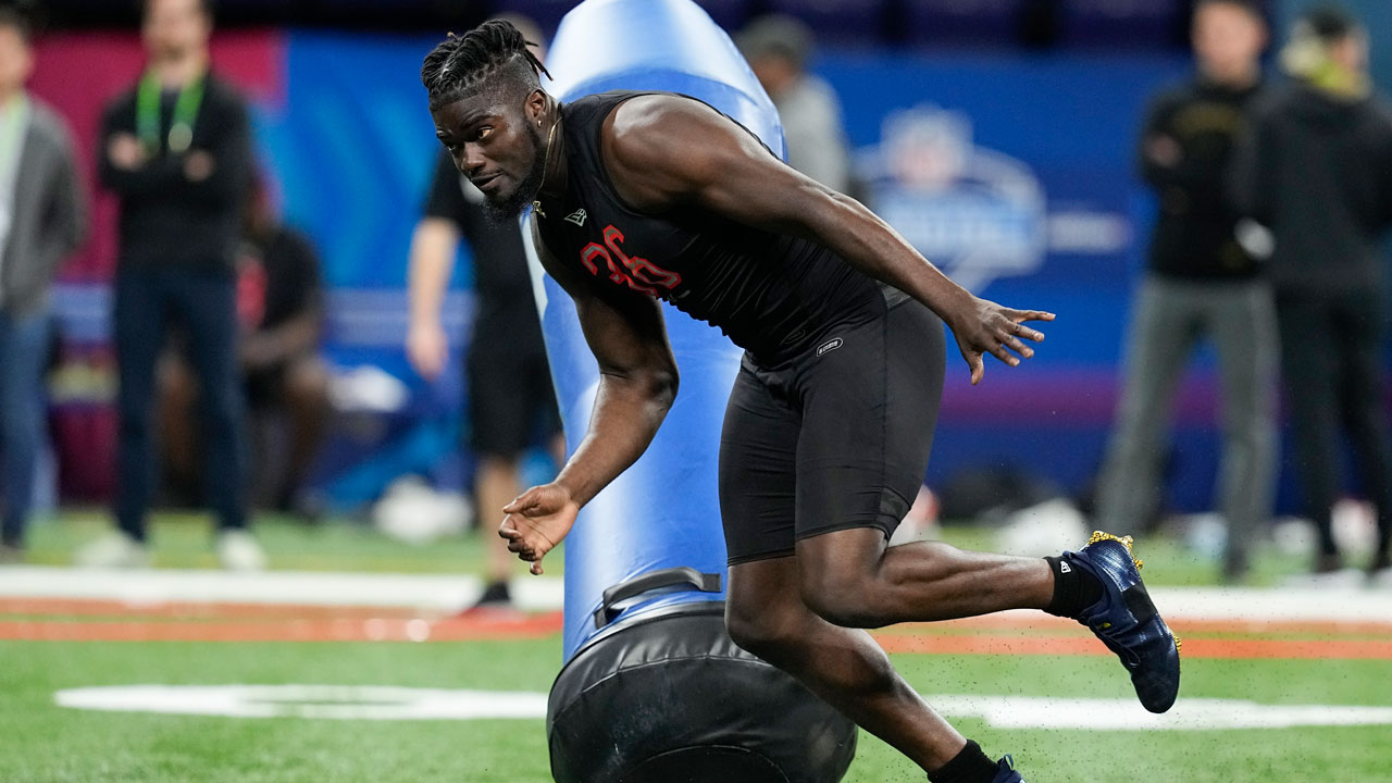 NFL prospect Ojabo hurt at Michigan's Pro Day workout