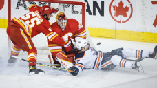 &#8216;Working 9 to 5&#8217;: Hockey fans react to latest Flames-Oilers classic