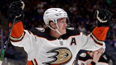 Avalanche acquire Manson from Ducks for Helleson, draft pick