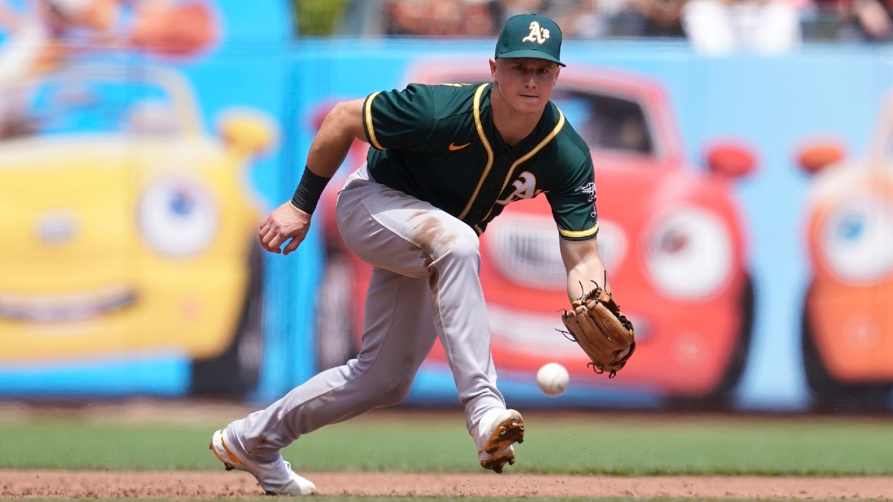 How Matt Chapman Makes the Blue Jays Infield His Home - Sports Illustrated  Toronto Blue Jays News, Analysis and More