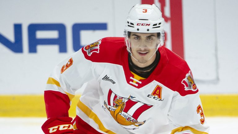 Étienne Arseneau (#03), player of Baie-Comeau Drakkar. (Ghyslain Bergeron/CP)