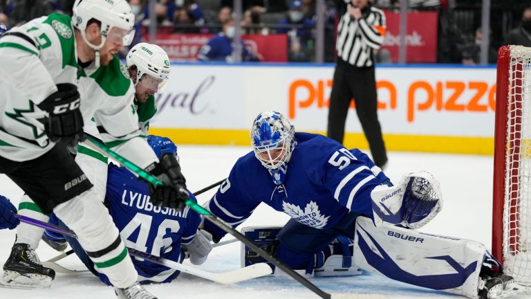 Toronto Maple Leafs goaltender Erik Kallgren (50) makes a pad save on Dallas Stars centre Radek Faksa (12) during first period NHL action. (Frank Gunn/CP)