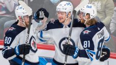 Jets down Canadiens to continue &#8216;desperation mode&#8217; playoff chase