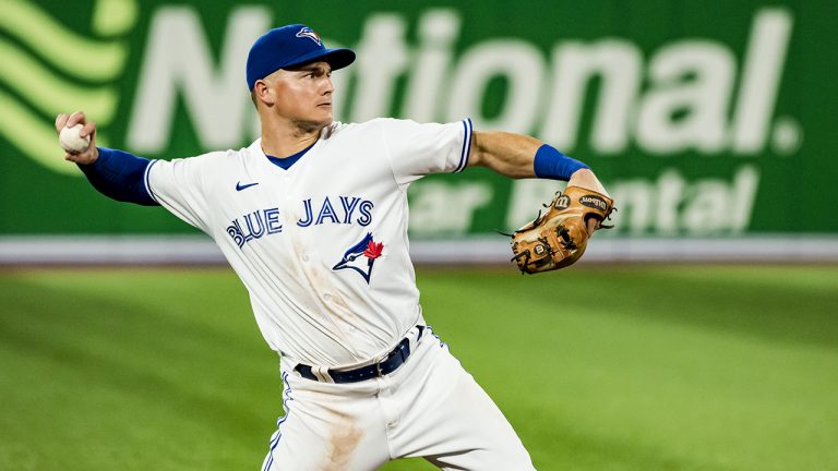 Toronto Blue Jays third baseman Matt Chapman (26) throws to first during the eighth inning inning of AL MLB baseball action against the Texas Rangers. (Christopher Katsarov/CP)